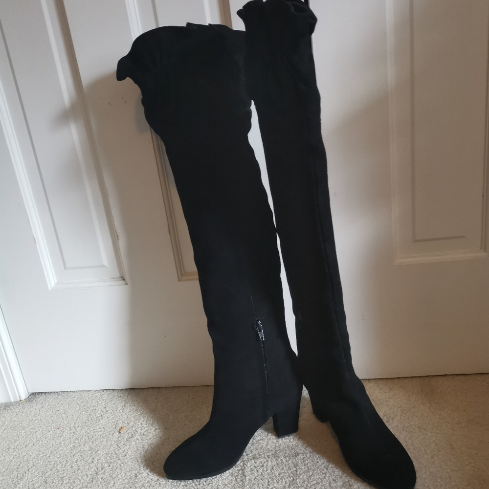 Over knee leather boots 7.5